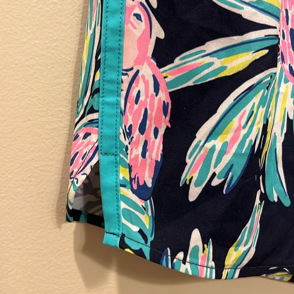 Crown & Ivy Tropical Athletic Shorts - Picture 2 of 5